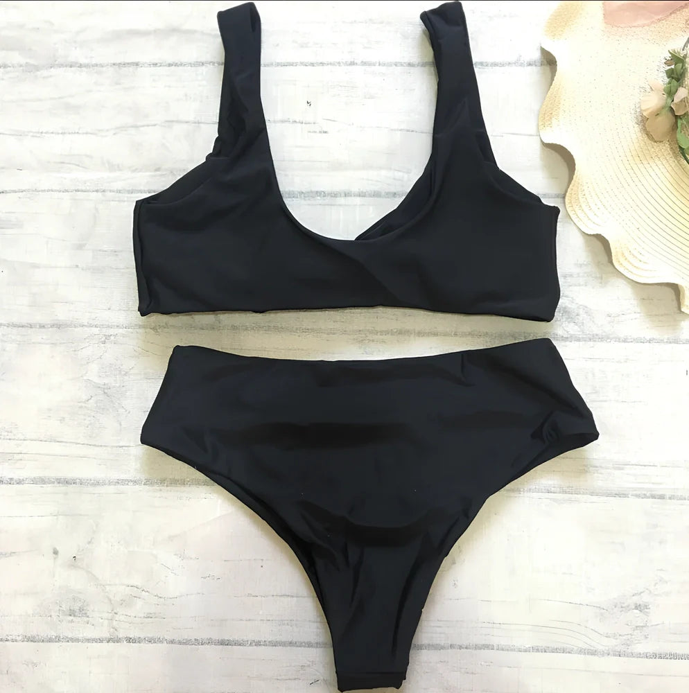 Women's solid colour polyester bikini set for swimming with European styling