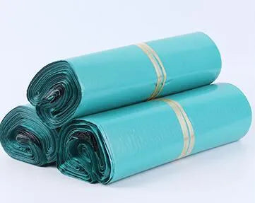 A pack of flat, sealed white PE plastic courier bags with an adhesive strip, showing size options and colour variations.