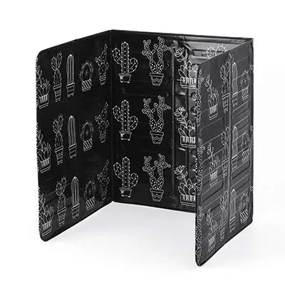Kitchen oil splatter screen made of aluminum foil, foldable design, heat and oil proof