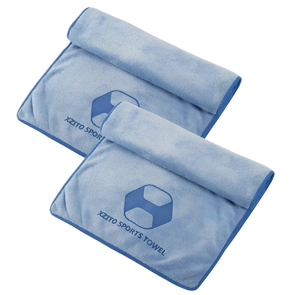 Blue sports sweat absorbent towel with 100x30cm dimensions and polyester-nylon fabric for athletic use