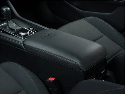 Armrest case cover for Mazda CX-4 CX-5 Oncela in carbon fibre, leather or flannelette, about 500g