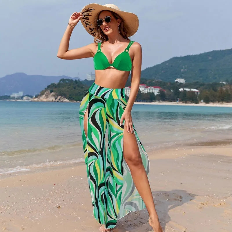 Women's three-piece bikini set in quick-dry polyester with animal print pattern