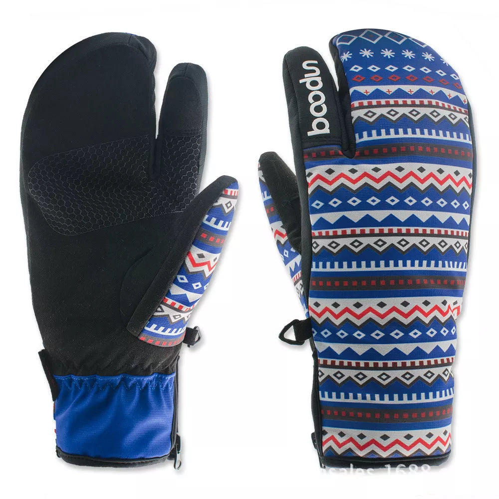 Waterproof three-finger ski gloves in checkered polyester for outdoor winter activities