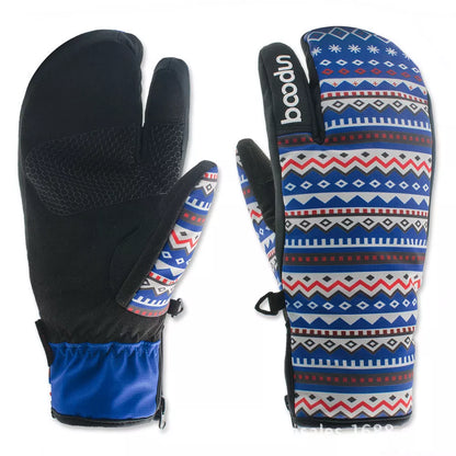 Waterproof three-finger ski gloves in checkered polyester for outdoor winter activities