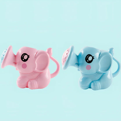 Blue plastic elephant water spray toy, 14.5cm long with handle for baby bath rinsing, smooth surface and mesh storage bag