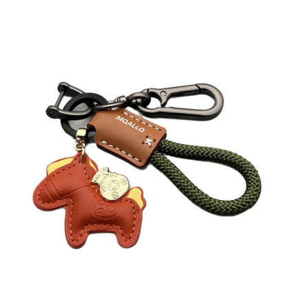 Handmade cowhide car key ring pendant with zinc alloy pony belt buckle and flanelle rope in nine colour options
