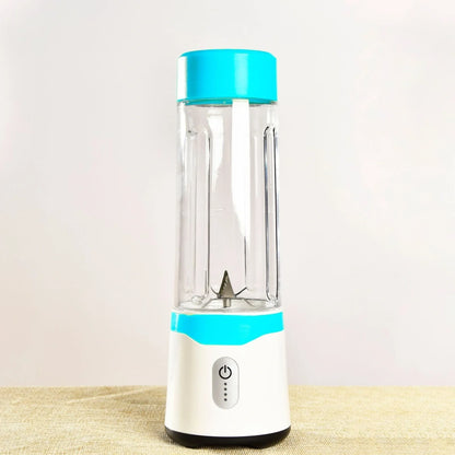 USB portable juicer blender in light green with 400mL cup and stainless steel blades