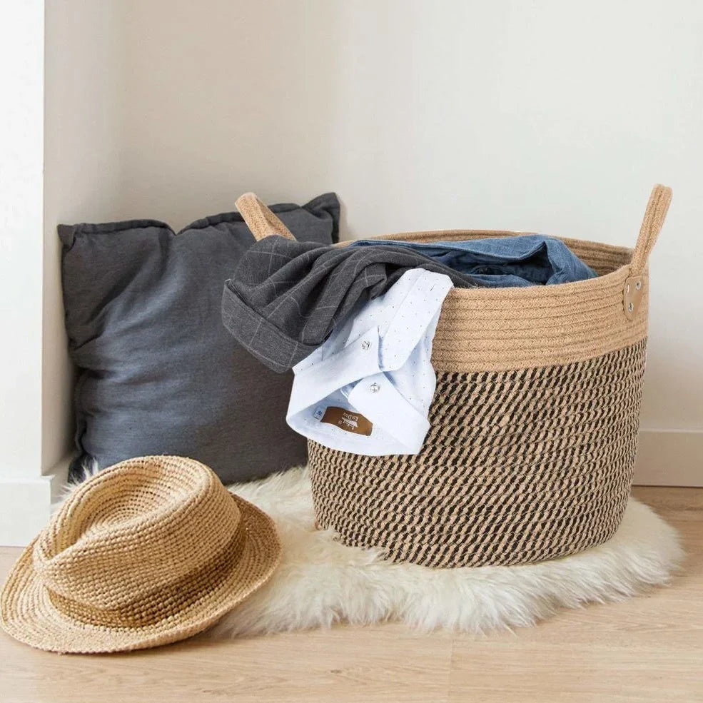 Brownish black hemp rope laundry basket with cotton linen insert showing 30L capacity and natural fibre construction