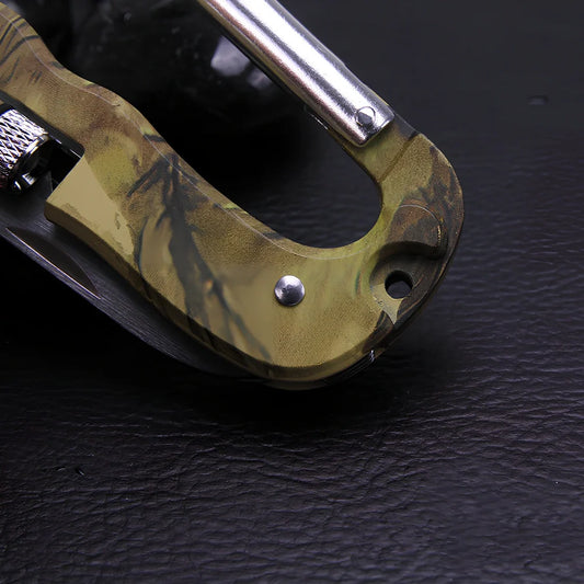Camouflage multifunctional carabiner with stainless steel tools and LED light, weighing 79g
