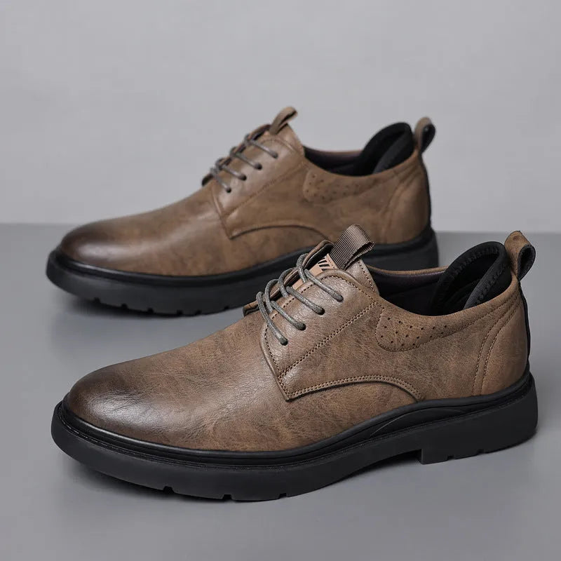 Men's black leather business shoes with sewing line detailing on two-layer cowhide upper