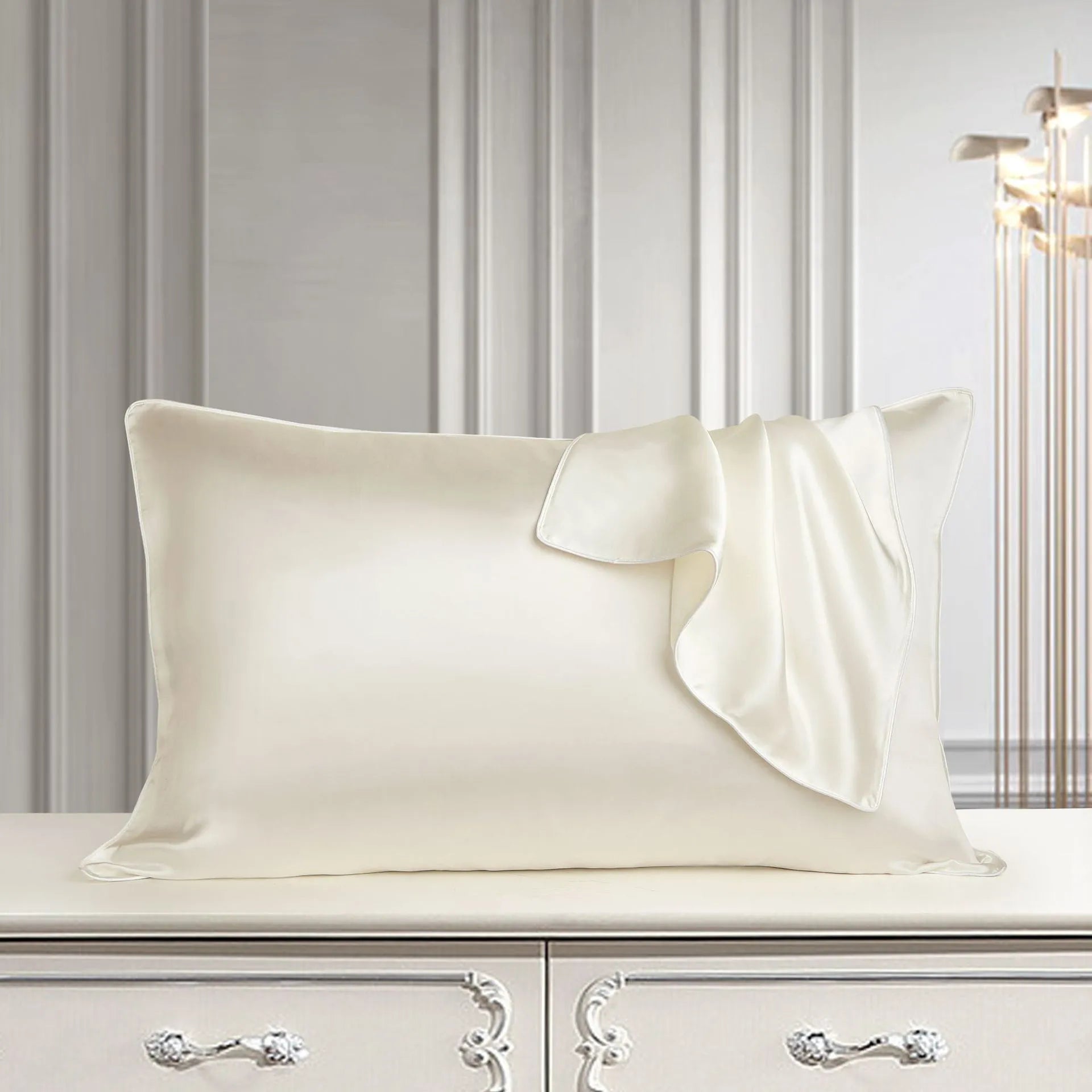 Mulberry silk pillowcase 48x74cm in palace luxury style with inlaid rope weave texture.