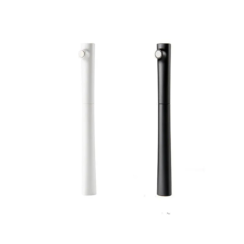 Branch magnet fountain pen with 0.7mm stainless steel nib in black or white resin holder.