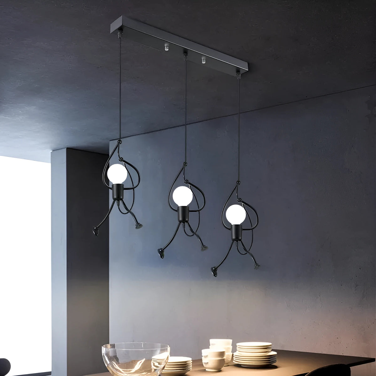 Small iron chandelier pendant light in modern simplicity style for restaurant cafe and clothing store decoration