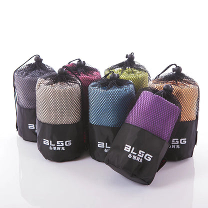 Sports towel with twistless yarn technology measuring 30x100cm in multiple colour options