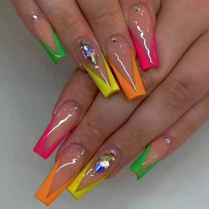 BKS3037 colour detachable nail tips with diamond French design and cartoon heart patterns.