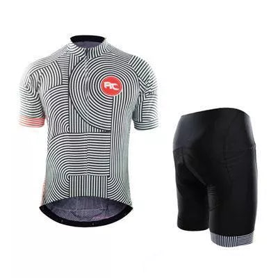 Cycling Set - Tracks: lightweight shorts and black strap option for cyclists