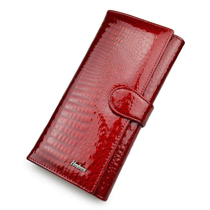 Wine red crocodile pattern genuine leather women's coin purse with pigskin lining.