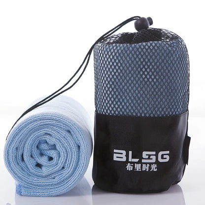 Sports towel with twistless yarn technology measuring 30x100cm in multiple colour options