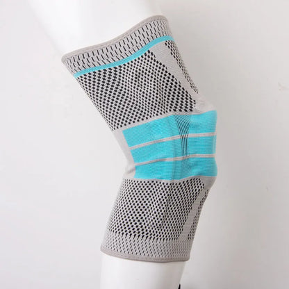 Sky blue silicone and elastic fibre basketball knee pads for running, shown in size L.