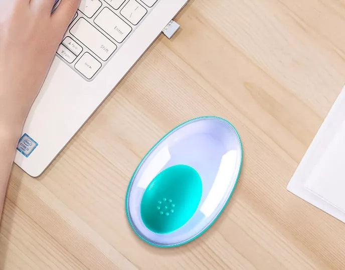 Pet Bath Massage Comb with automatic liquid dispenser for cats and dogs