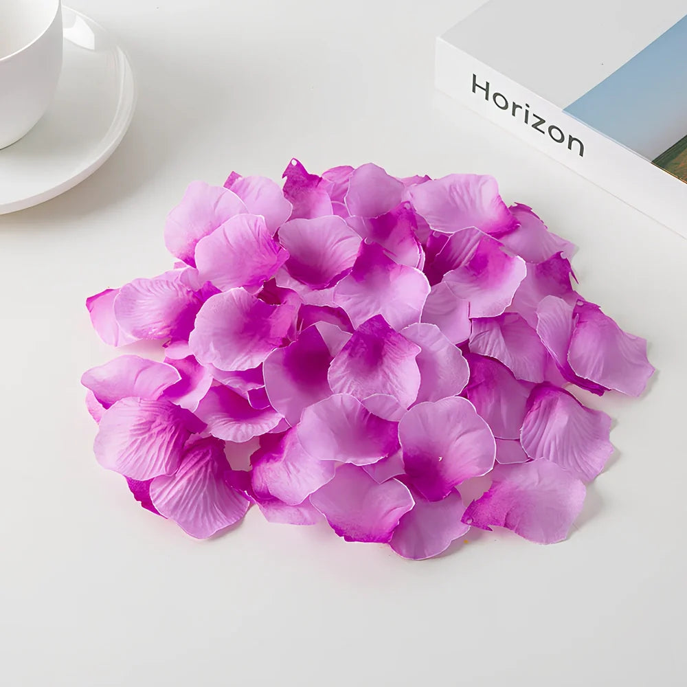 Pack of 100 high-quality silk simulated rose petals, 5cm size, in colours like rose red for wedding room scenes