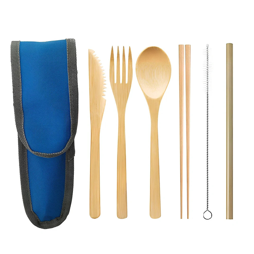 Bamboo cutlery set with 20cm utensils, stainless steel straw and cleaning brush in natural colour