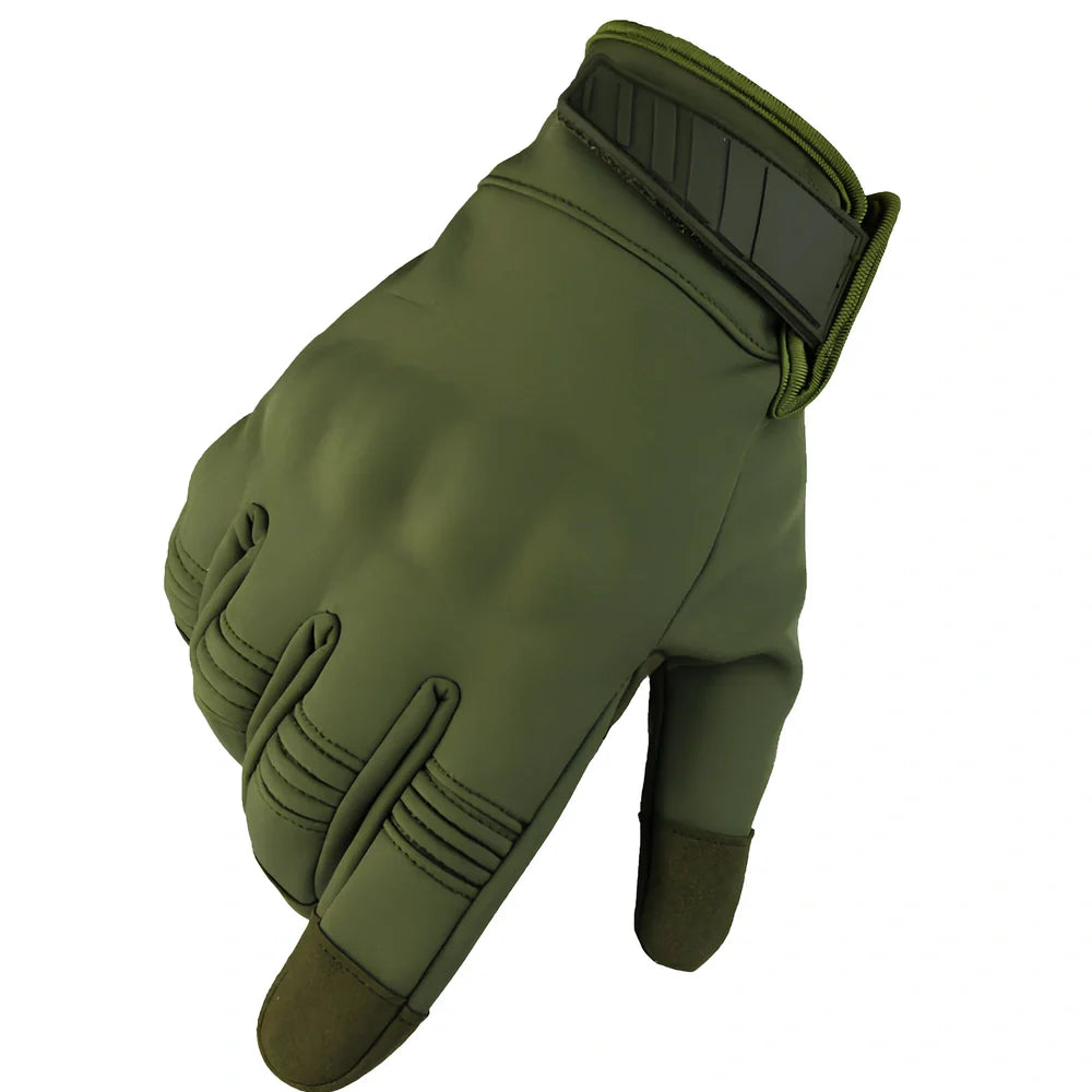 Outdoor tactical gloves with conductive fingertips and reinforced palm grip in camouflage pattern