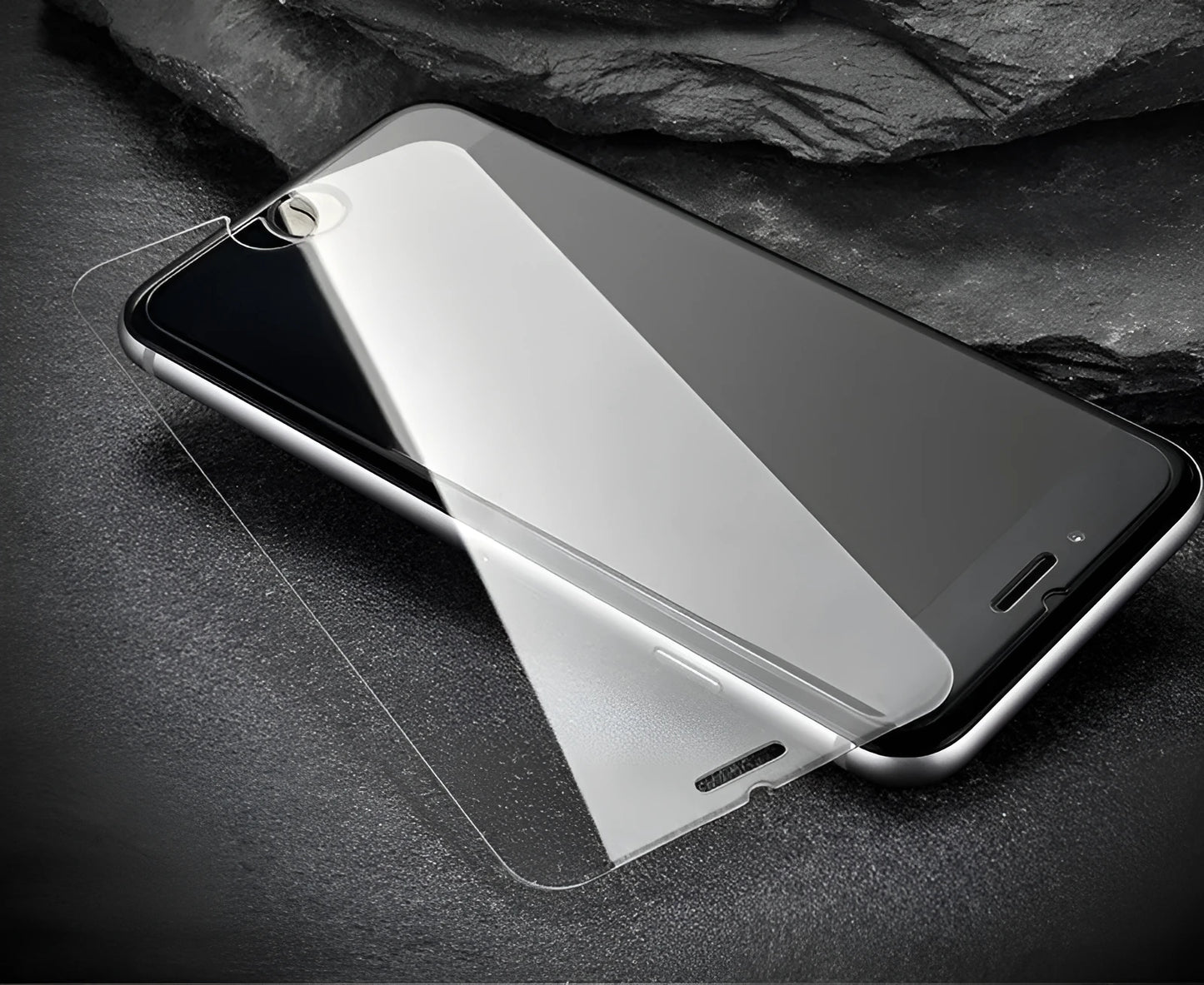 Tempered glass screen protector with 9H hardness and oleophobic coating for iPhone and Samsung phones
