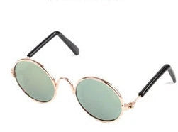 Stylish pet glasses with spring-loaded frames in a variety of fashionable colors, perfect for dressing up your cat or small dog
