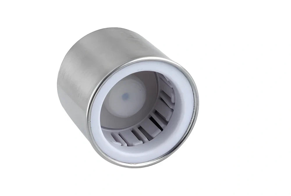 Silver stainless steel vacuum wine stopper, 4.1cm x 5cm x 3.1cm, preserves freshness by removing air from standard bottles