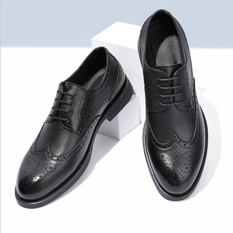 Men's black and brown brogue leather shoes with decorative perforations, business style formal footwear