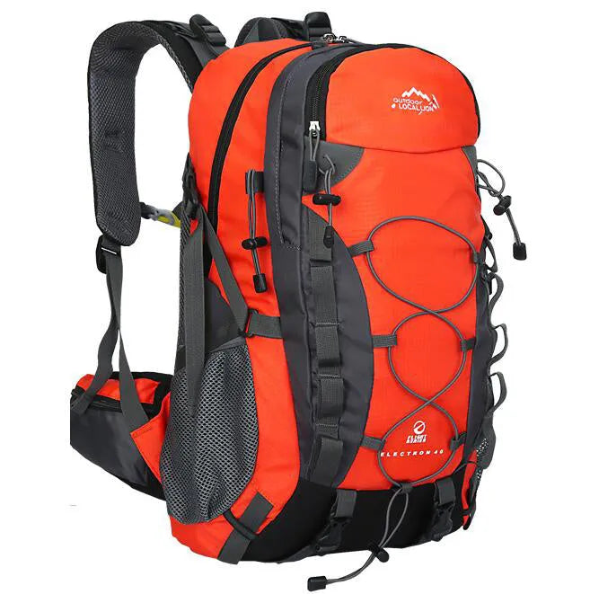 Leisure sports travel bag backpack in polyester with 20-35L capacity for outdoor use