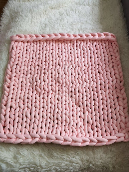 Hand-woven Gravity Weighted Blanket in solid colors for improved sleep and relaxation