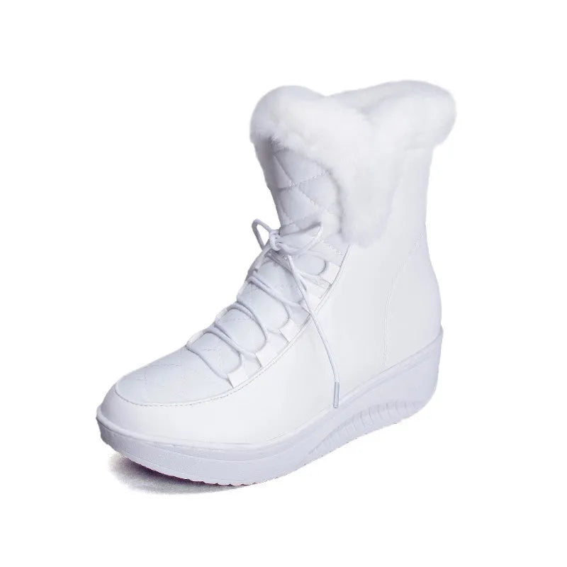 Women's winter boots in black with 3cm platform, water-resistant PU leather, and plush lining