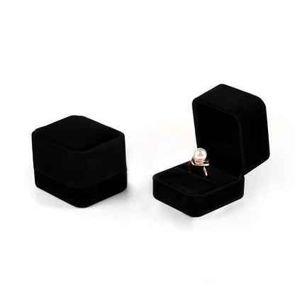 Flannel-lined jewellery box measuring 5x5x4.5cm in beige colour with MDF construction