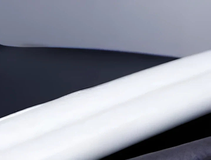 White flexible door bottom sealing strip measuring 21x15x6.5cm for noise reduction