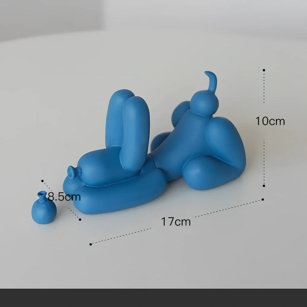 Solid resin balloon dog ornament in squat position with Scandinavian design, 15cm height