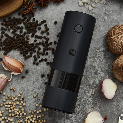 White electric grinder with ceramic mechanism for pepper and salt, 51.5×157mm dimensions