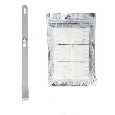 Disposable toilet brush set with replaceable heads for hygienic bathroom cleaning