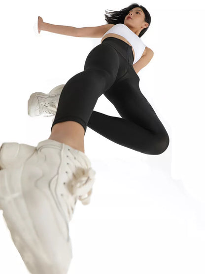 Women's high-waisted fitness pants in milk silk fabric for workouts