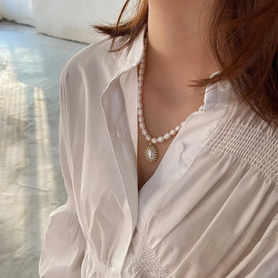 Elegant 925 sterling silver pearl pendant necklace for women with geometric design