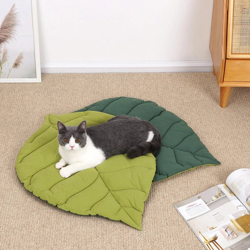 Leaf Shape Soft Dog Bed Mat in yellow and green, perfect for pets