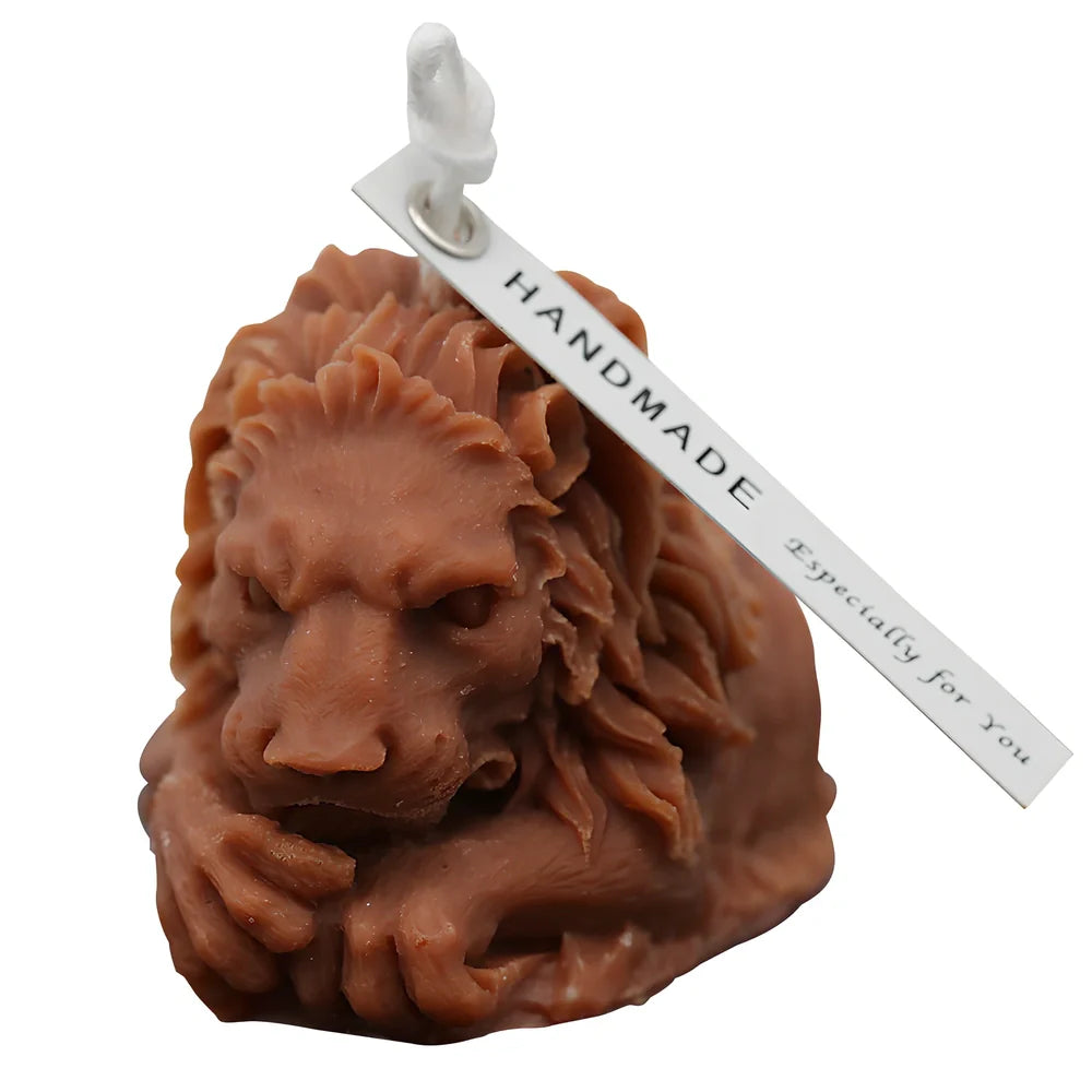 White 3D lion candle silicone mould showing detailed facial features and mane texture