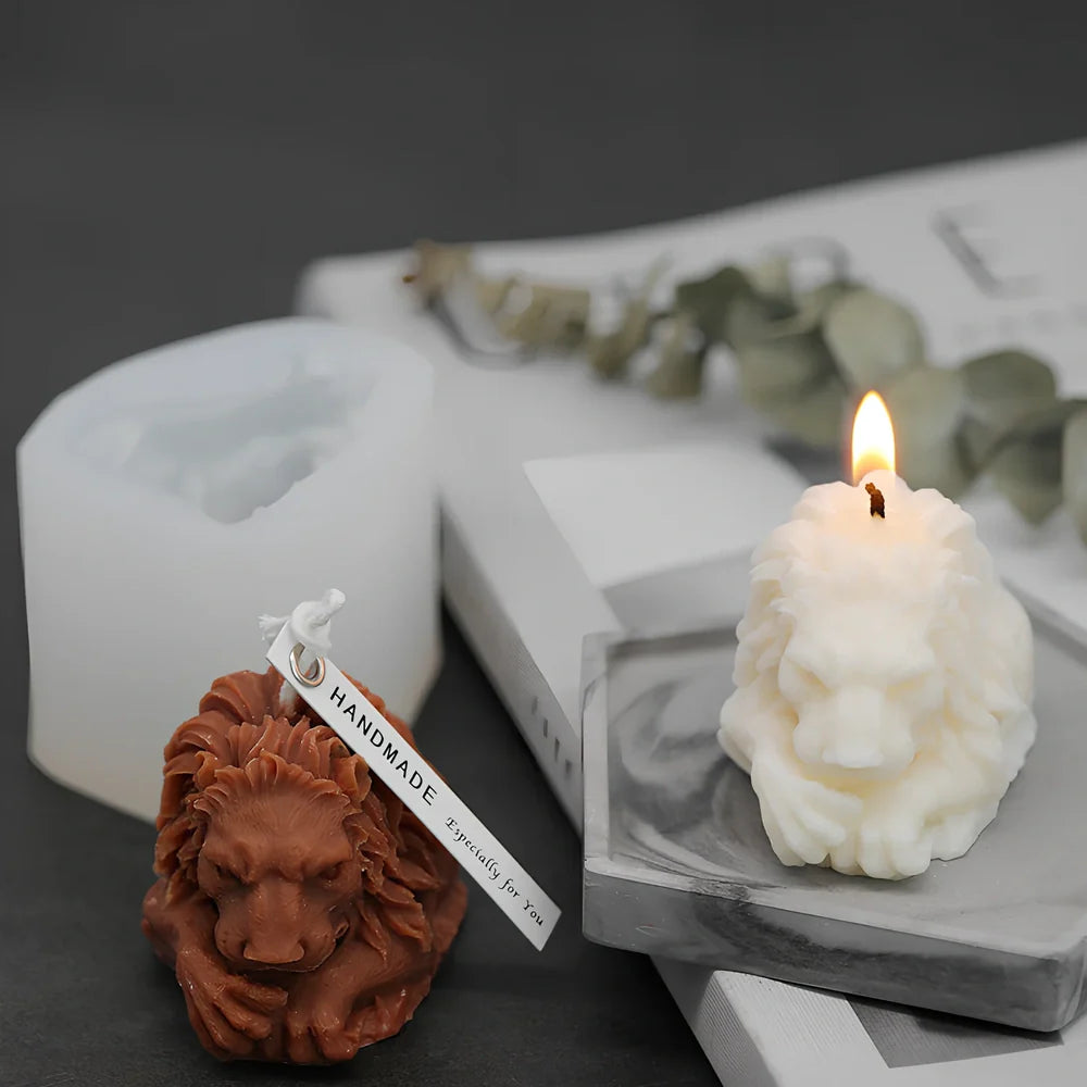White 3D lion candle silicone mould showing detailed facial features and mane texture