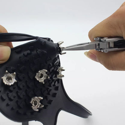 Unisex 5-toothed ice grippers for shoes, featuring durable rubber and steel teeth for superior traction on ice and snow.