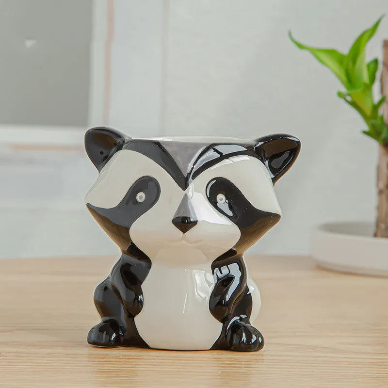 Simple cartoon animal ceramic flower pot for succulents and small plants, Nordic style, breathable and corrosion-resistant.