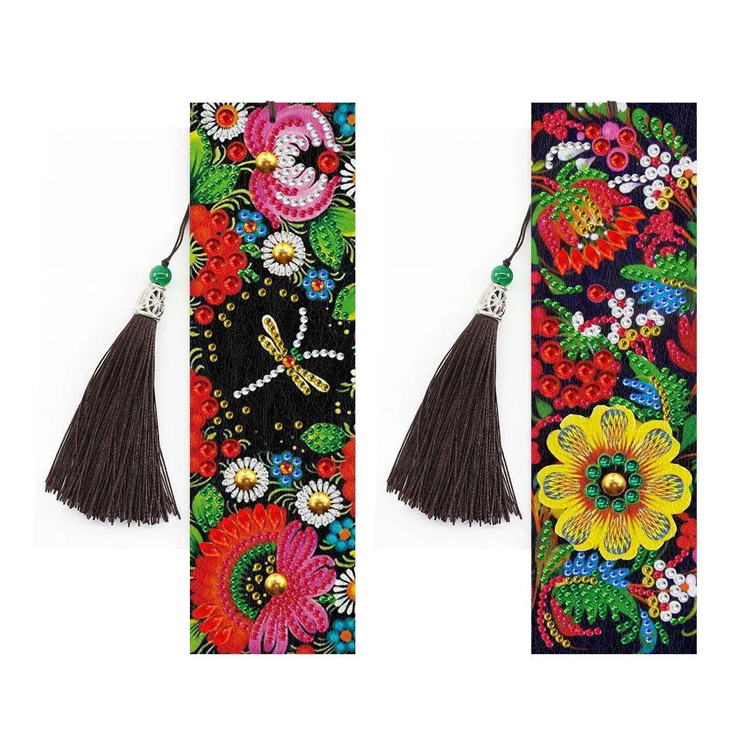 Handmade 5D diamond painting DIY bookmark kit with pendant on PU leather, measuring 6cm by 21cm.