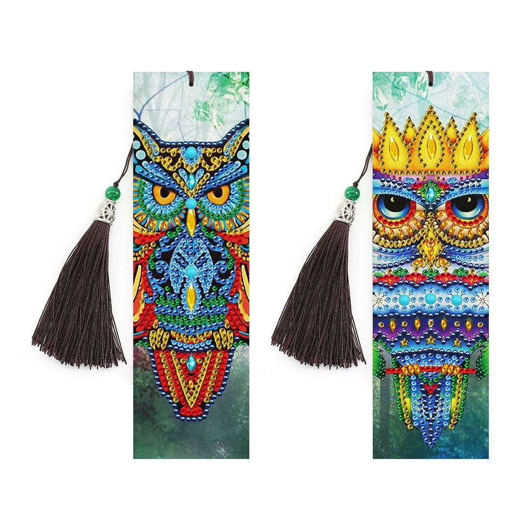 Handmade 5D diamond painting DIY bookmark kit with pendant on PU leather, measuring 6cm by 21cm.