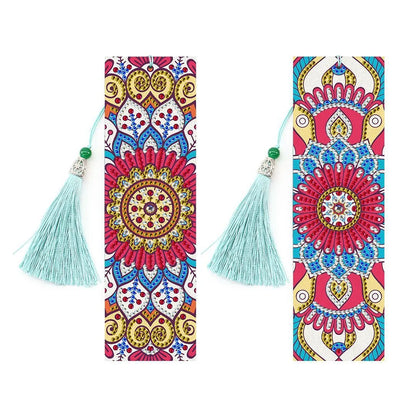 Handmade 5D diamond painting DIY bookmark kit with pendant on PU leather, measuring 6cm by 21cm.
