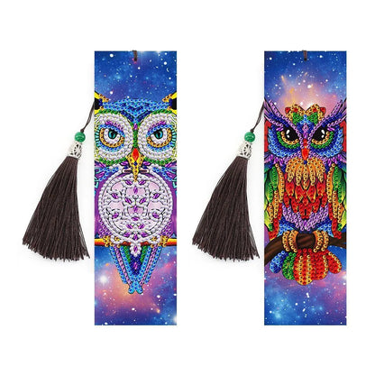 Handmade 5D diamond painting DIY bookmark kit with pendant on PU leather, measuring 6cm by 21cm.